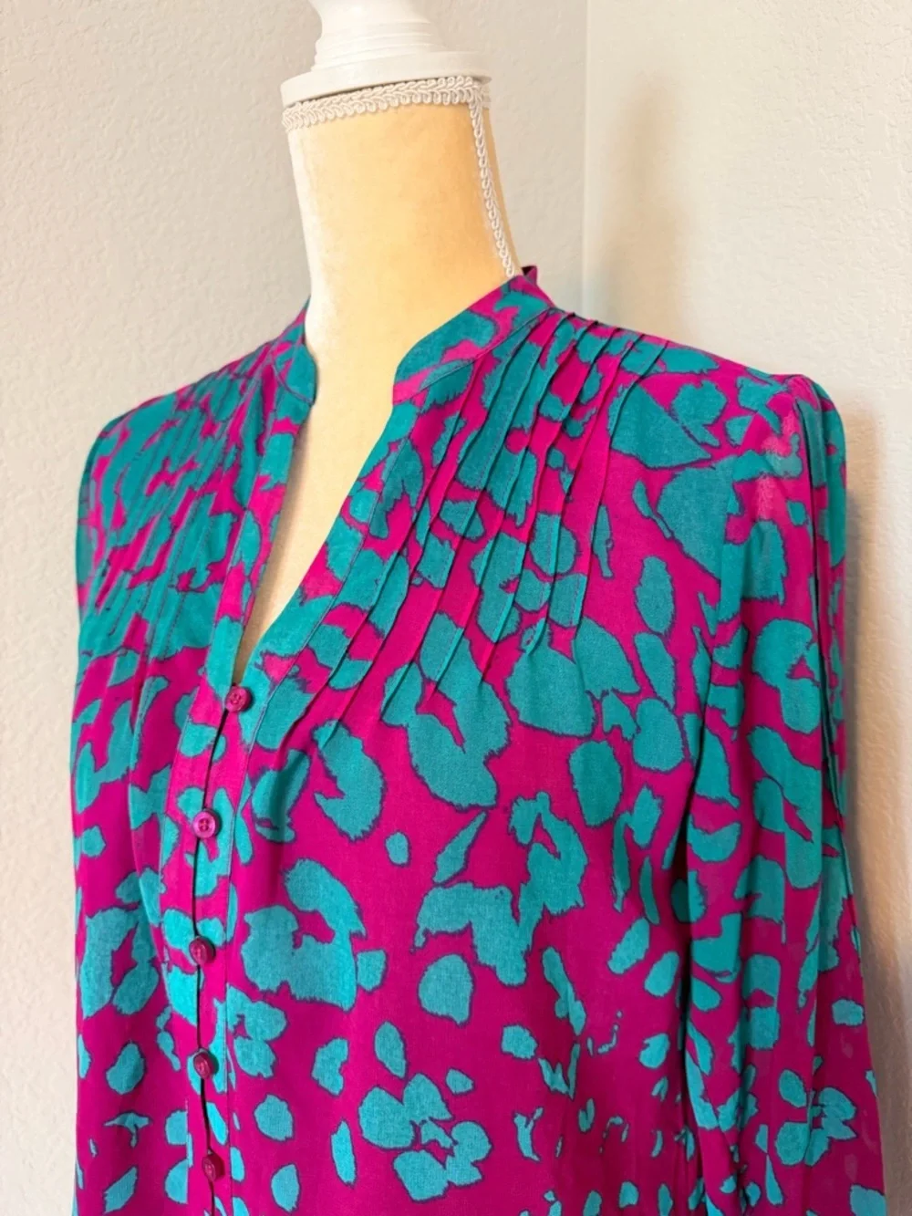 Calvin Klein Teal & Magenta Abstract Animal Print Chiffon Blouse - Picture 4 of 8